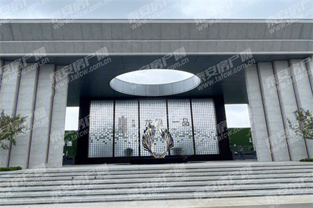 城光大家园三室两厅两卫毛坯电梯房出售带储藏室